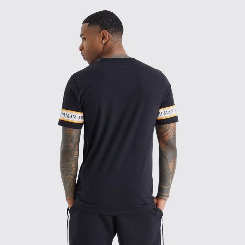 Man Gold Slim Emberoidred T-Shirt – Black